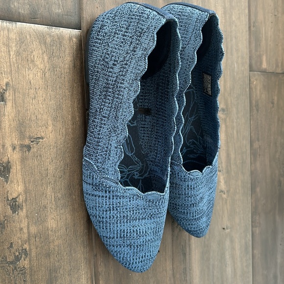 Skechers Cleo Flat Navy Size 8 - Picture 2 of 5